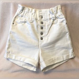 Super high rise white short